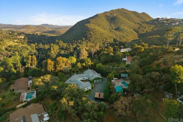 713 Quiet Hills Farm Road, Escondido, CA 92029