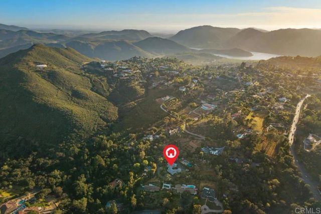 713 Quiet Hills Farm Road, Escondido, CA 92029