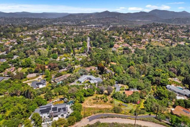 713 Quiet Hills Farm Road, Escondido, CA 92029