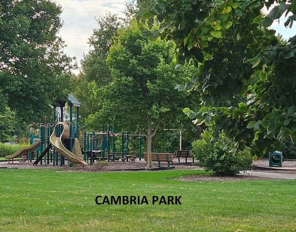 1058 E Danbury Drive, Cary, IL 60013