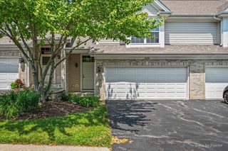 1058 E Danbury Drive, Cary, IL 60013