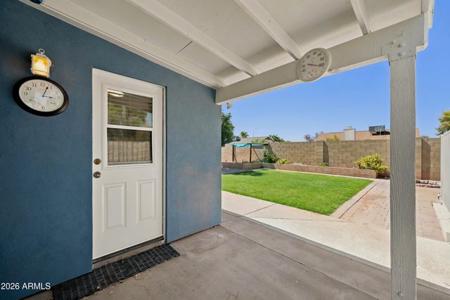 5518 W Whitten Street, Chandler, AZ 85226