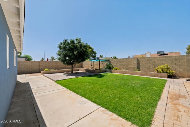 5518 W Whitten Street, Chandler, AZ 85226
