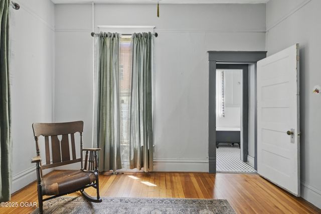 524 W 5th Street, Joplin, MO 64801