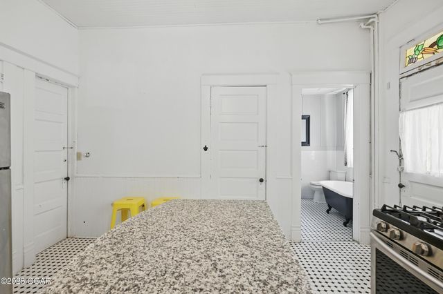 524 W 5th Street, Joplin, MO 64801