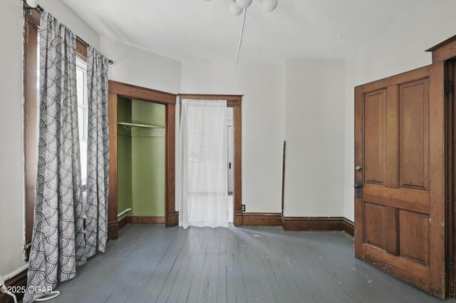 524 W 5th Street, Joplin, MO 64801