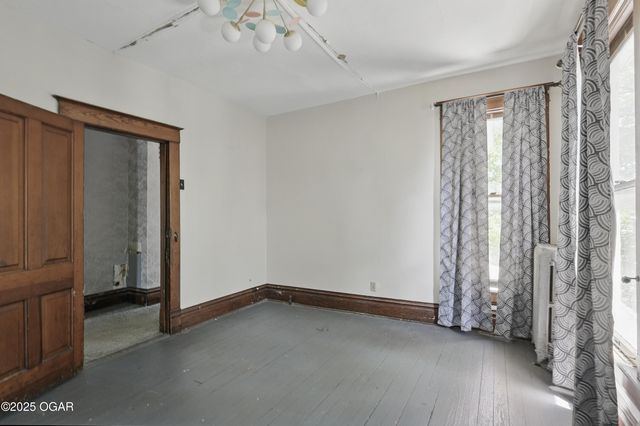 524 W 5th Street, Joplin, MO 64801