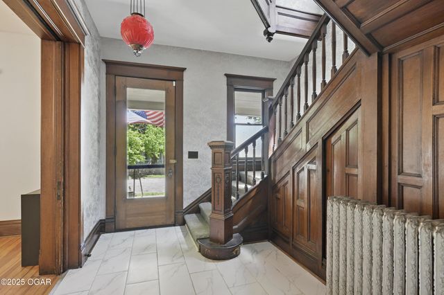 524 W 5th Street, Joplin, MO 64801