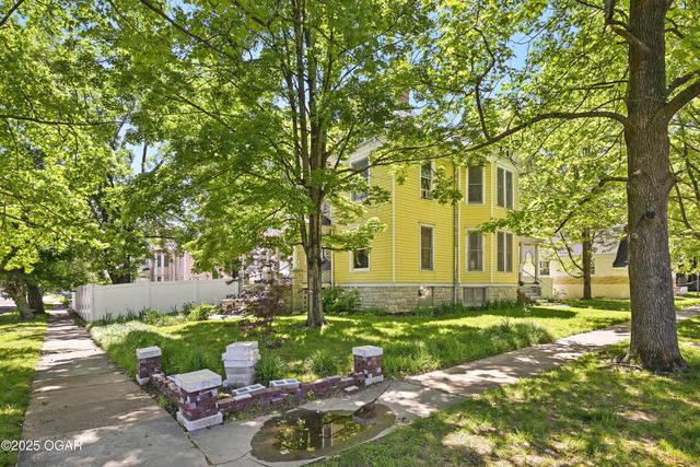 524 W 5th Street, Joplin, MO 64801