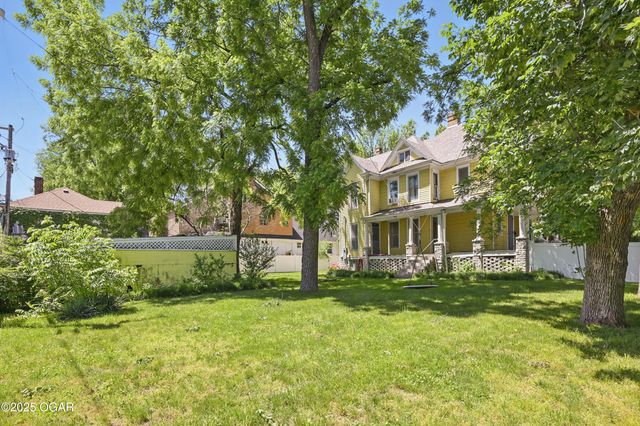 524 W 5th Street, Joplin, MO 64801