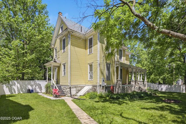 524 W 5th Street, Joplin, MO 64801