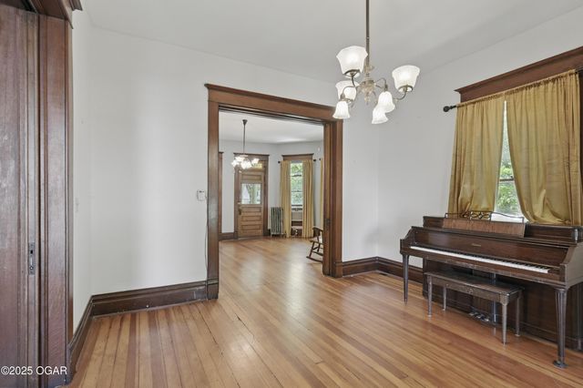 524 W 5th Street, Joplin, MO 64801