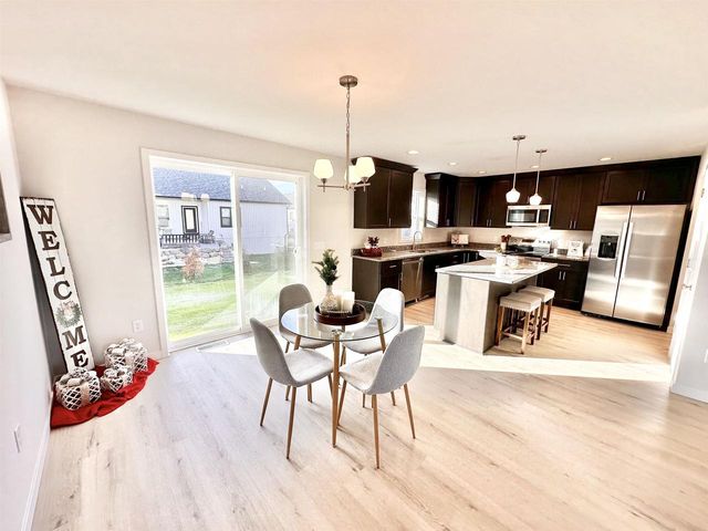 1508 Dahlia Drive, Stoughton, WI 53589