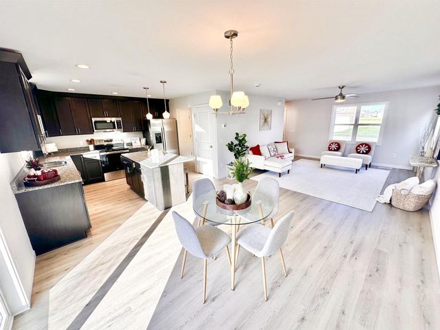 1508 Dahlia Drive, Stoughton, WI 53589