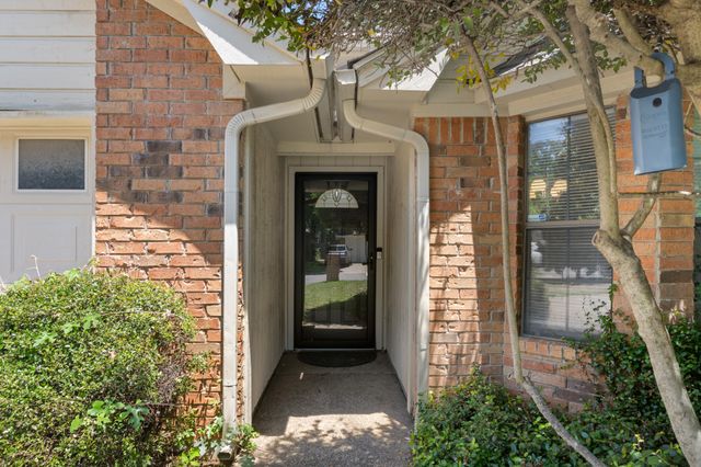 3921 Wentworth Drive, Arlington, TX 76001