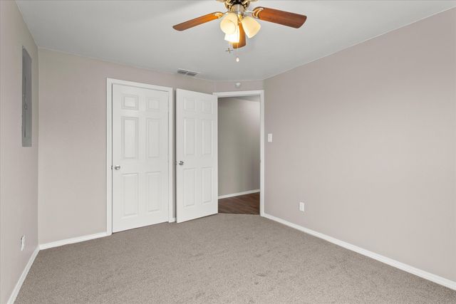 204 Avenue L, Levelland, TX 79336