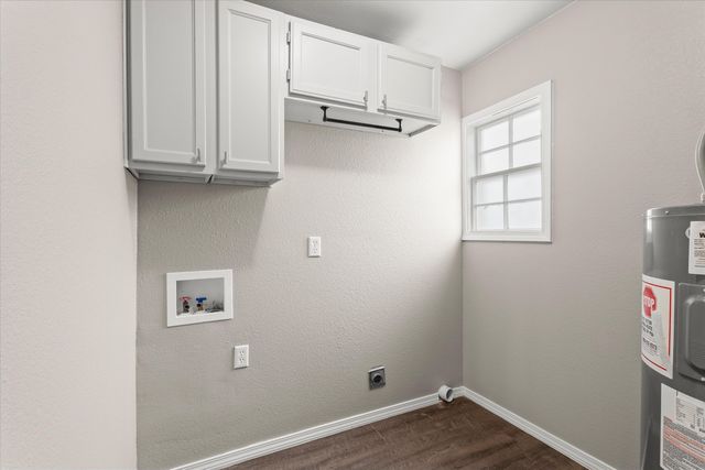 204 Avenue L, Levelland, TX 79336