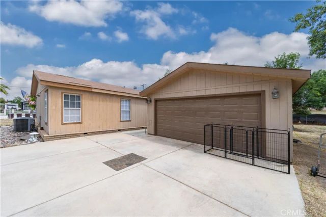 31391 Hawthorne Street, Menifee, CA 92584