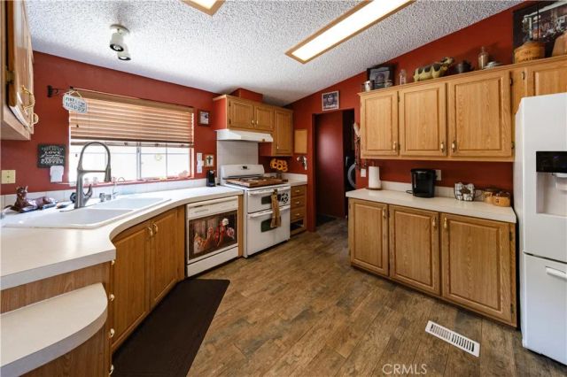 31391 Hawthorne Street, Menifee, CA 92584