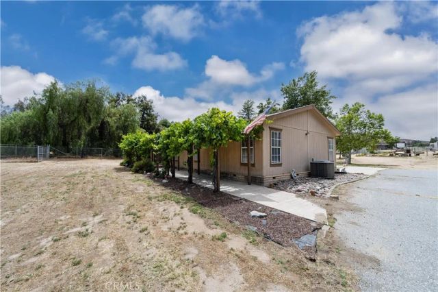 31391 Hawthorne Street, Menifee, CA 92584