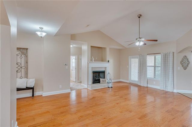 6604 Kings Branch Drive N, Mobile, AL 36618