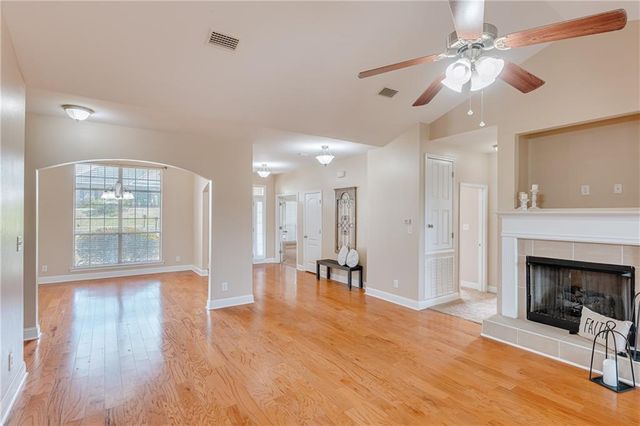 6604 Kings Branch Drive N, Mobile, AL 36618