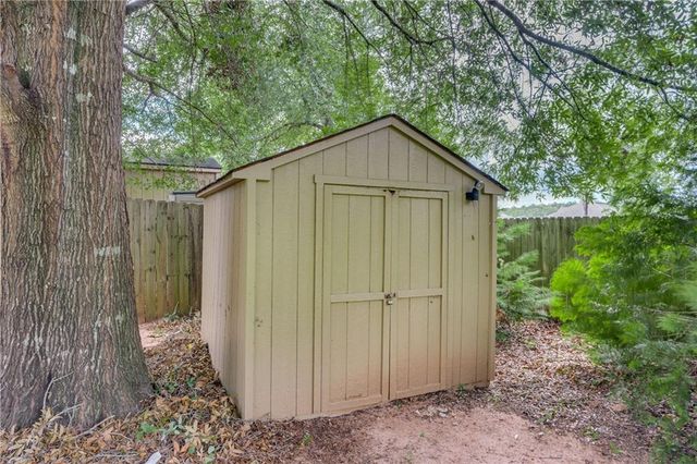 6604 Kings Branch Drive N, Mobile, AL 36618