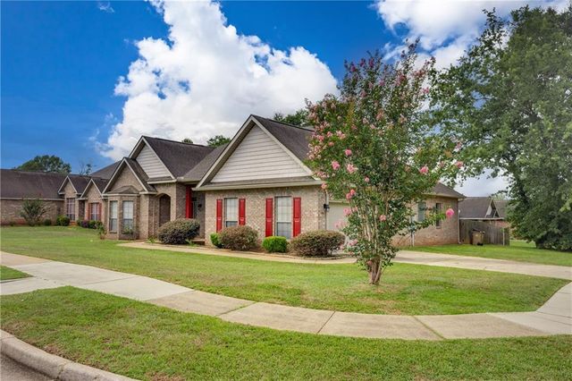 6604 Kings Branch Drive N, Mobile, AL 36618