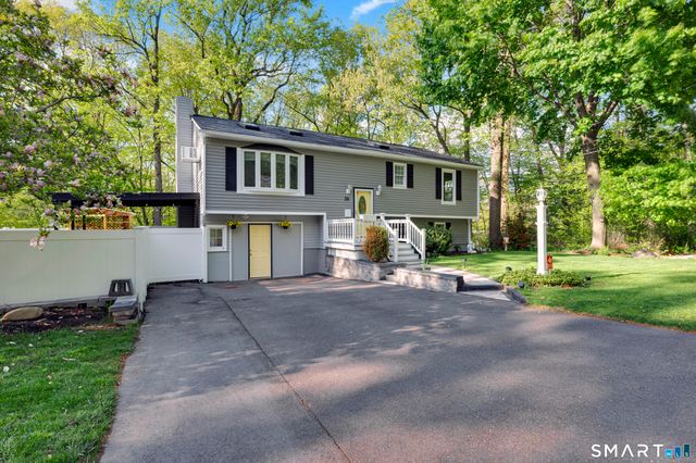 30 Sherbrooke Street, Bristol, CT 06010