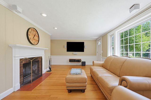 6 Spring St., Norfolk, MA 02056
