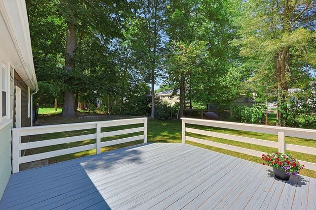 6 Spring St., Norfolk, MA 02056