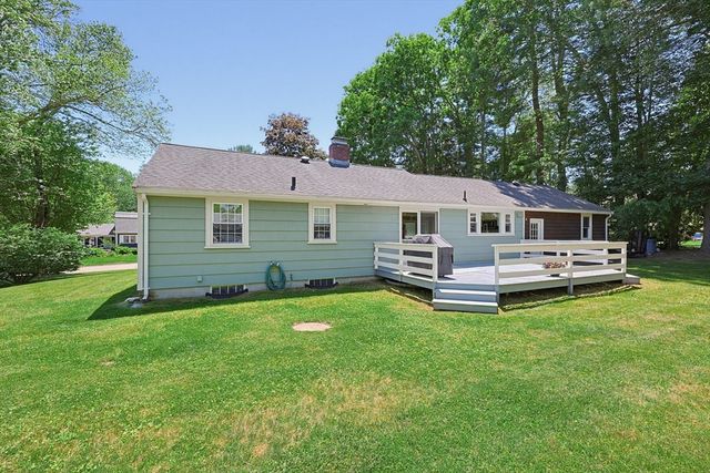 6 Spring St., Norfolk, MA 02056