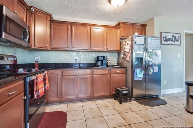 554 Thorncliff Drive, Raeford, NC 28376