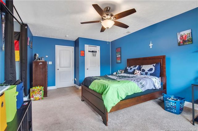 554 Thorncliff Drive, Raeford, NC 28376