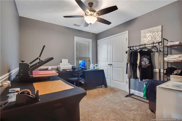 554 Thorncliff Drive, Raeford, NC 28376