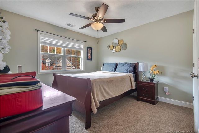 554 Thorncliff Drive, Raeford, NC 28376