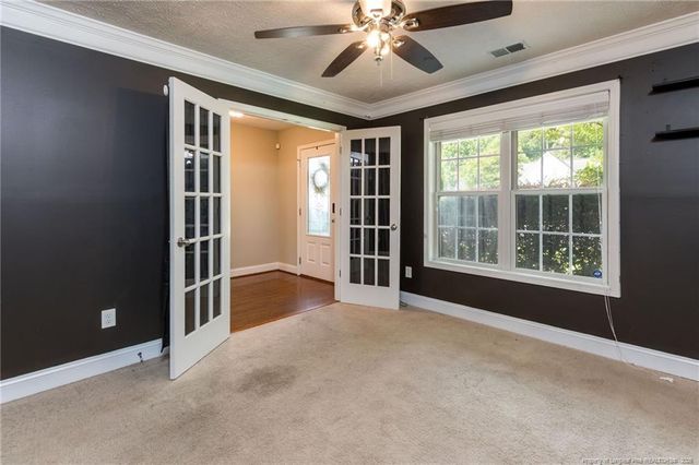 554 Thorncliff Drive, Raeford, NC 28376
