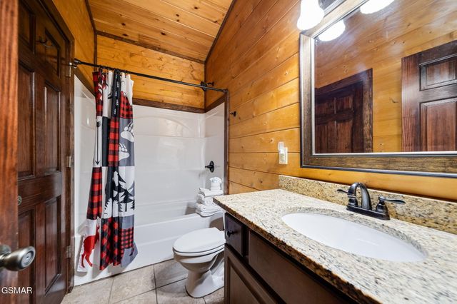 224 Amet Way, Cosby, TN 37722