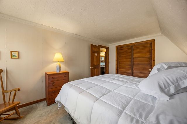 28 Buckingham Dr, Sandwich, MA 02563