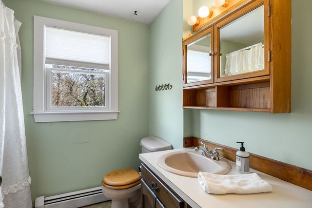 28 Buckingham Dr, Sandwich, MA 02563