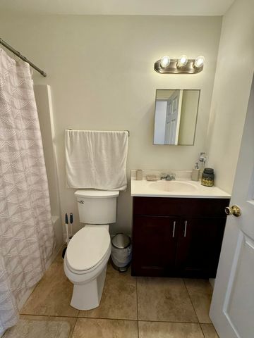 920 NW 4th Street, South Bay, FL 33493