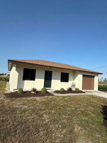 920 NW 4th Street, South Bay, FL 33493