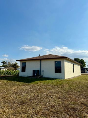 920 NW 4th Street, South Bay, FL 33493