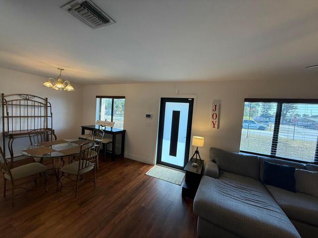 920 NW 4th Street, South Bay, FL 33493