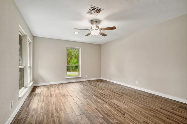 169 KONA DR, Bastrop, TX 78602