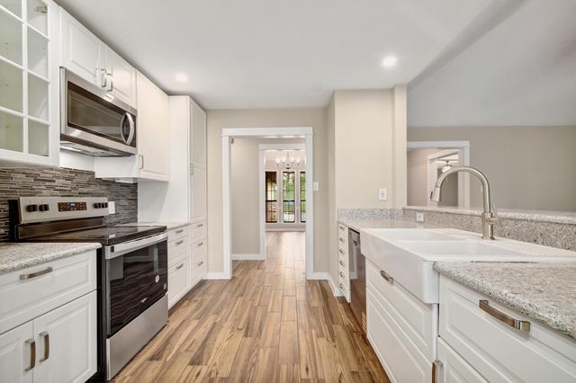 169 KONA DR, Bastrop, TX 78602