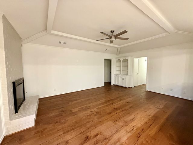 7351 Wellcrest Drive, Dallas, TX 75230