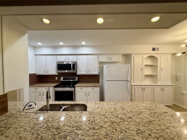 7351 Wellcrest Drive, Dallas, TX 75230