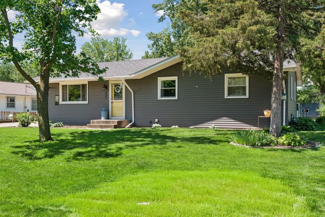 9804 5th Street NE, Blaine, MN 55434