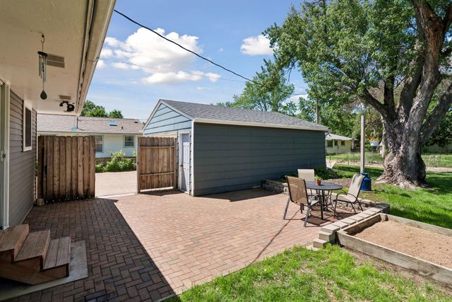 9804 5th Street NE, Blaine, MN 55434